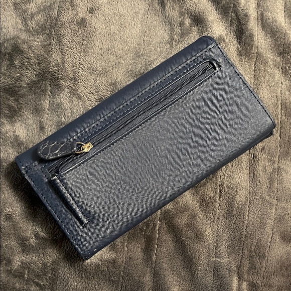Giani Bernini Navy Wallet with Textured Detail - Picture 4 of 4
